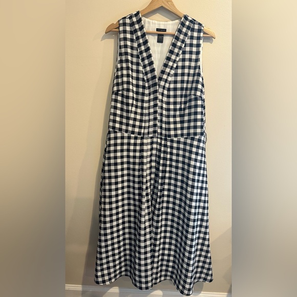 Ann Taylor Factory Dresses & Skirts - Ann Taylor gingham dress